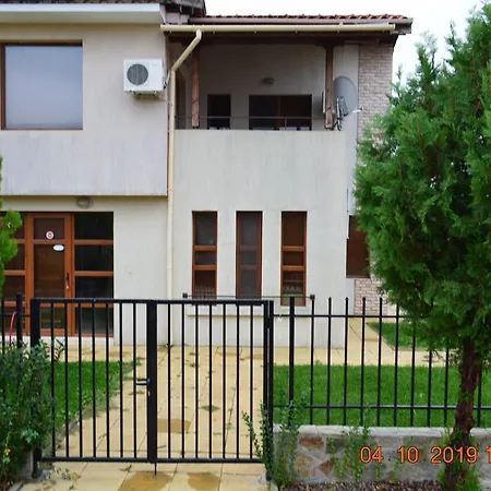 Nessebar Country Villas * Gjuljovca